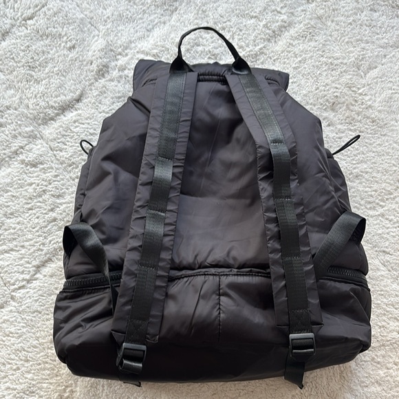 NWT Blogilates Ultimate Backpack - Picture 5 of 8